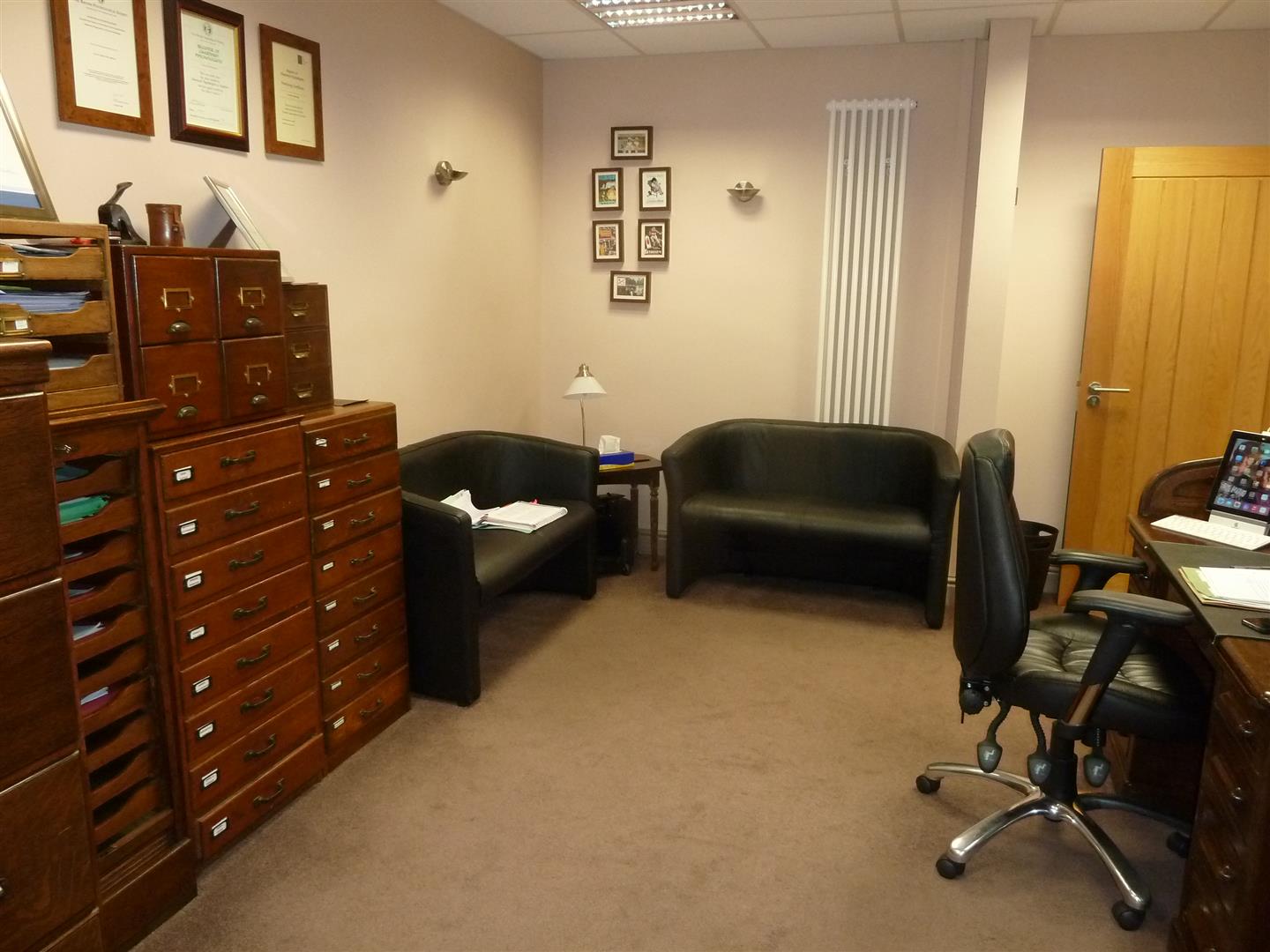 CONSULTING ROOM/OFFICE 1